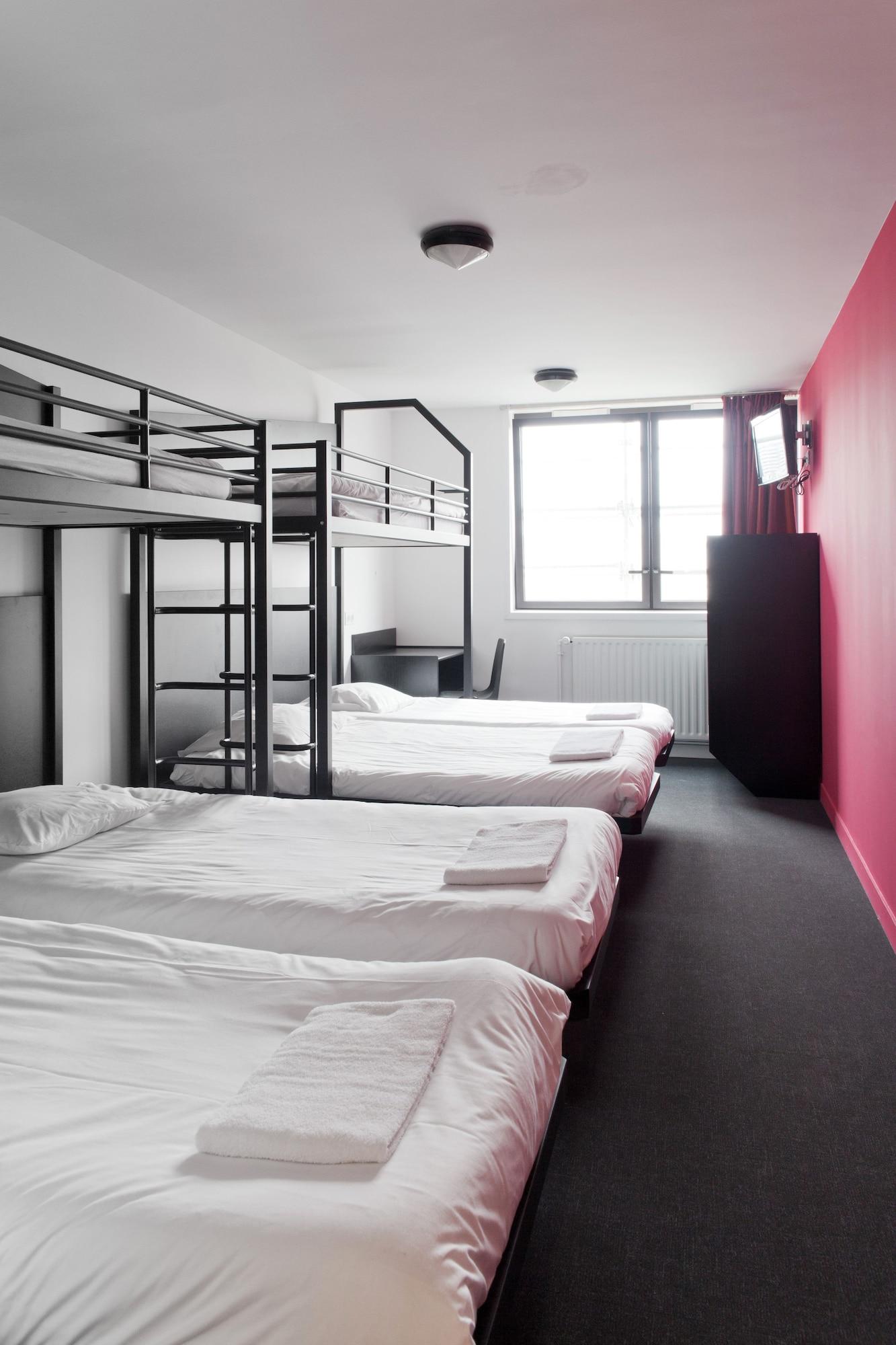 Hostel Internationale De Parijs